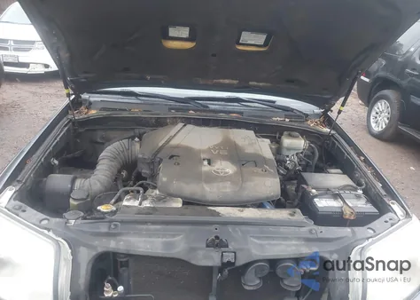 2006 Toyota 4Runner Sr5 V6 z USA, uszkodzony, nr VIN JTEZU14R168043309